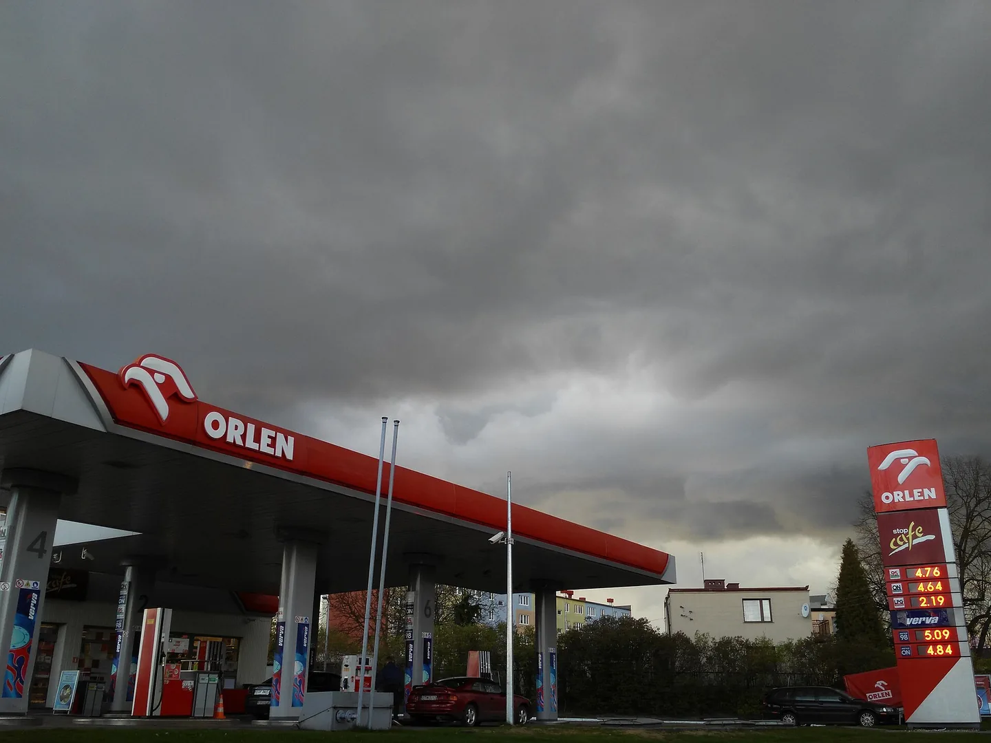 Stacja paliw w Tomaszowie Mazowieckim.